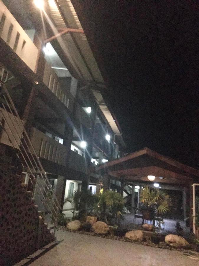 Nausori Airport Hotel Exterior photo